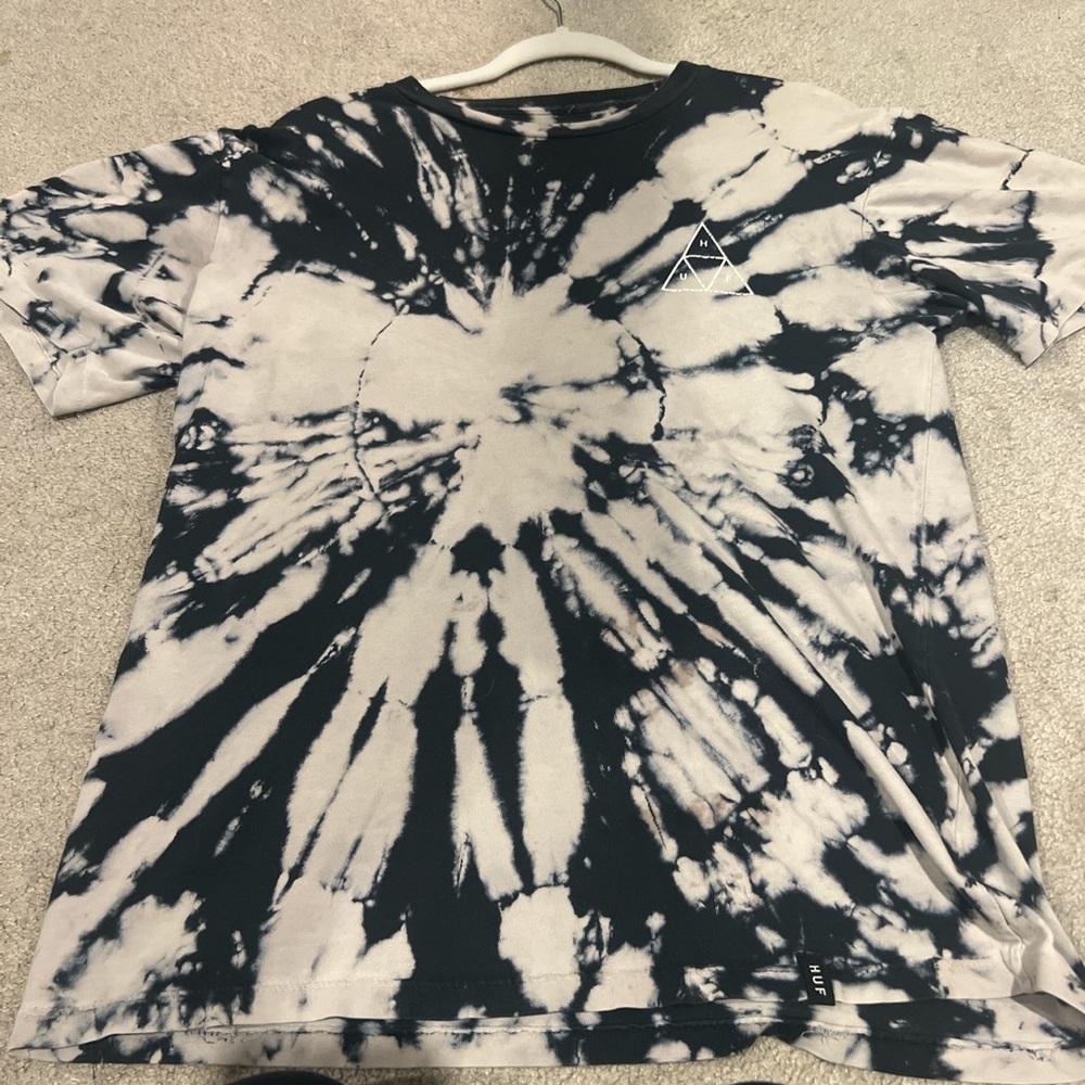 huf tshirt